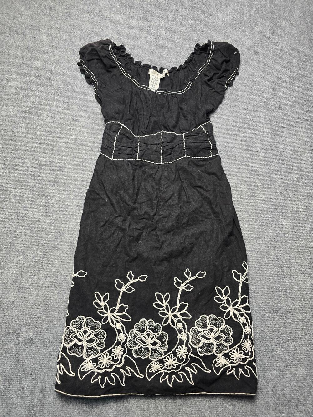 Max Studio Black Embroidered Floral Dress Womens M Rayon Linen Smocked